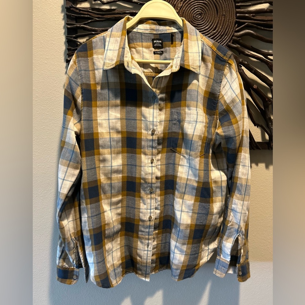 PrAna Alfie Flannel button down shirt